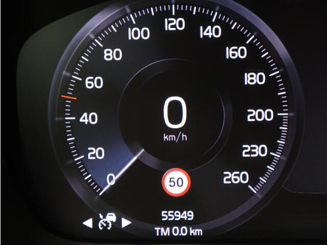 Volvo XC40 T5 Recharge Inscription / Lederen Bekleding / Elektrische Stoelen / Stoel + Stuurverwarming /Adaptive Cruise / Parkeercamera / Keyless / Pilot Assist /