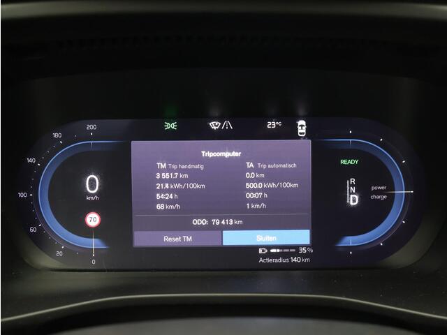 Volvo XC40 Recharge Pro / Trekhaak / Adapt. Cruise Control / Pano. Dak / Stoel- + Stuurwielverwarming / Elek. verstelbare stoelen / BLIS / Harman Kardon