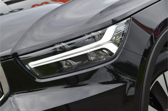 Volvo XC40 1.5 T4 Recharge Inscription Carplay | Pilot Assist | Dodehoeksensor | Bordenherkenning | NL auto