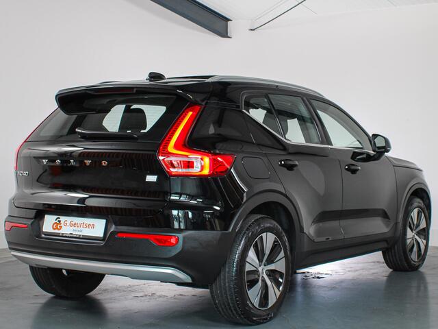 Volvo XC40 1.5 T5 Recharge Inscription Expression, Panoramadak, H&K, 360° Camera, Stoel/stuur verwarming