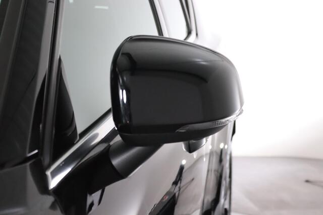 Volvo XC40 1.5 T5 Recharge Inscription Expression, Panoramadak, H&K, 360° Camera, Stoel/stuur verwarming