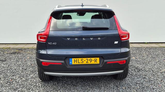 Volvo XC40 hybrid 22.500 km - Panorama dak - Park Assist Pack - Winter Pack - Voorruit verwarming