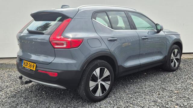 Volvo XC40 1.5 T4 Hybrid - Trekhaak - Park Assist - Lighting Pack - Climate Pack - Verwarmbare voorruit