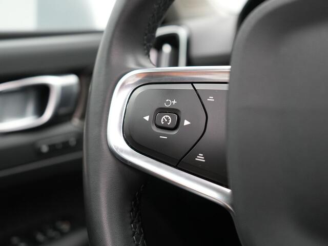 Volvo XC40 T4 Recharge Inscription Plug In Hybrid 211pk Dealer O.H PHEV | Panodak | Lederen Sportstoelen Memory | Adaptive Cruise | 360 Camera | 21"L.M | Harman Kardon | Keyless |