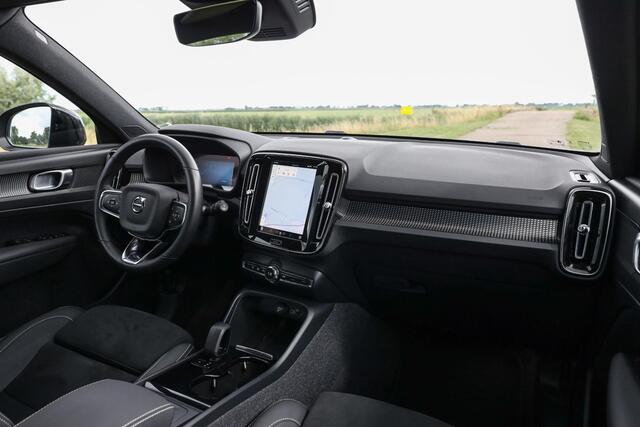 Volvo XC40 Recharge Core ? LED ? 20 inch ? Stuurverwarming