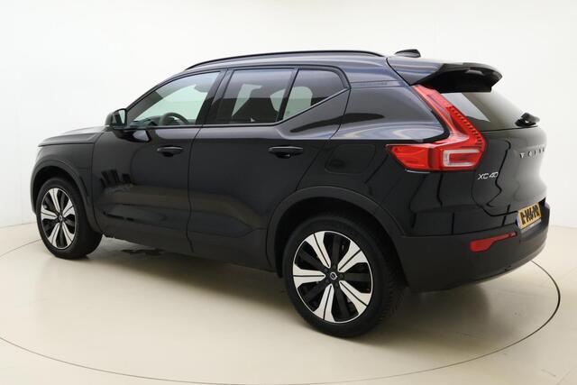 Volvo XC40 Recharge Core 70 kWh | Navigatie | Camera | Climate Control | 19'' LM Velgen | Full LED | Draadloze telefoonlader | 1e Eigenaar