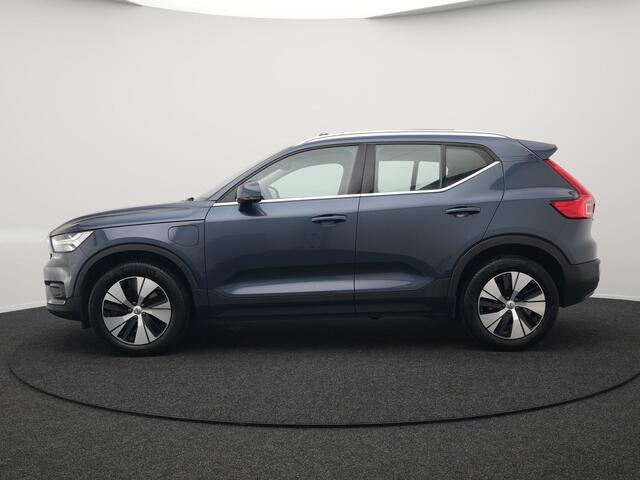 Volvo XC40 T4 Recharge Inscription Plug In Hybrid 211pk PHEV | Panodak | Trekhaak af Fabriek | Navigatie | Cruise Control | Camera | Apple Carplay | Climate Control | Virtual | DAB |