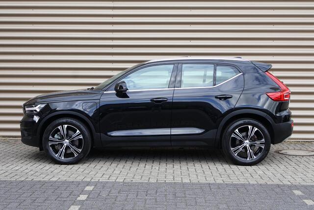 Volvo XC40 T4 Recharge Inscription | Panoramadak | Elektr. trekhaak | Leder