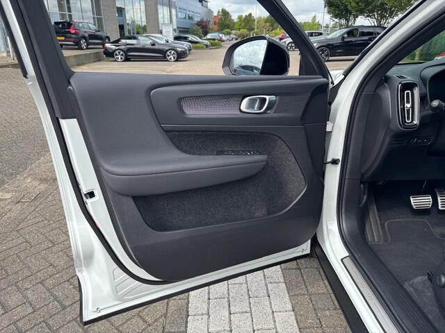 Volvo XC40 1.5 T5 Recharge R-Design