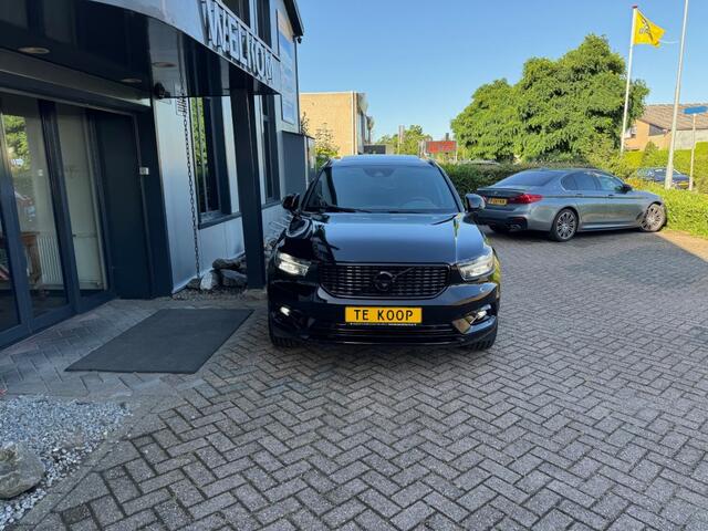 Volvo XC40 T-3 R-Design Panorama, Inklapbare trekhk, 360 camera, Leder,