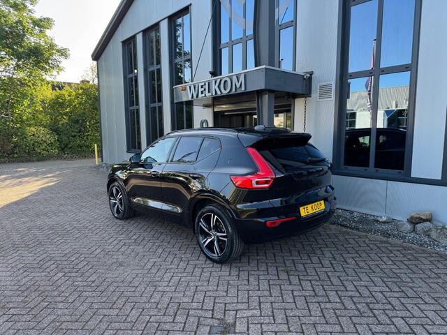 Volvo XC40 T-3 R-Design Panorama, Inklapbare trekhk, 360 camera, Leder,