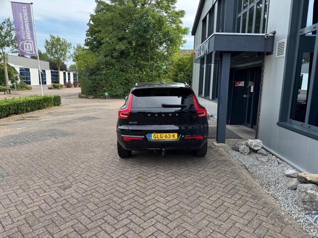Volvo XC40 R-design, Black-edition, Navi, adap. cruisecontrl, trekhk, LM-velgen