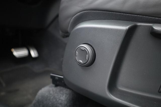 Volvo XC40 1.5 T5 Recharge R-Design | Pano | Elek. trekhaak | Adapt. Cruise | Stoel- Stuurverw. | Camera