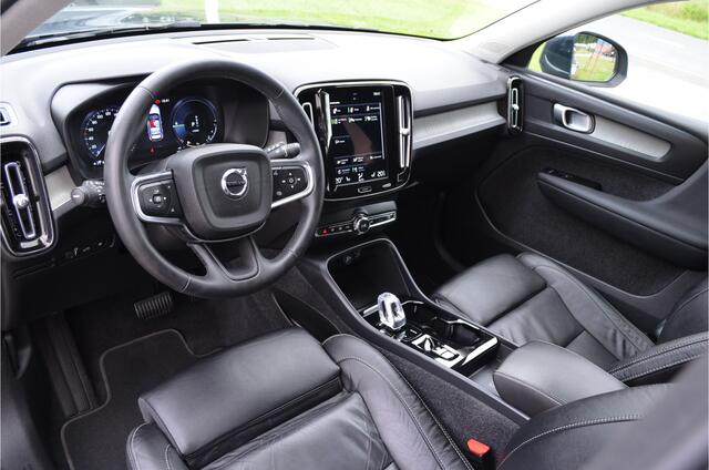 Volvo XC40 1.5 T4 Recharge Inscription Pilot assist | Leer | Carplay | NL auto | a.Camera