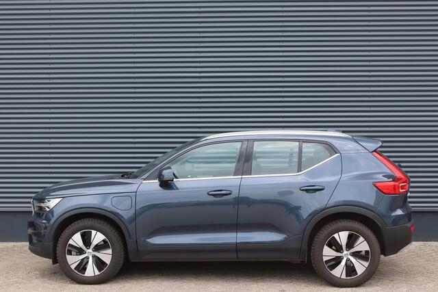 Volvo XC40 1.5 T4 Recharge Inscription Expression LED/ACC/Navi/Keyless/360/Elek. klep/18"/Winter/Trekhaak wegkl.