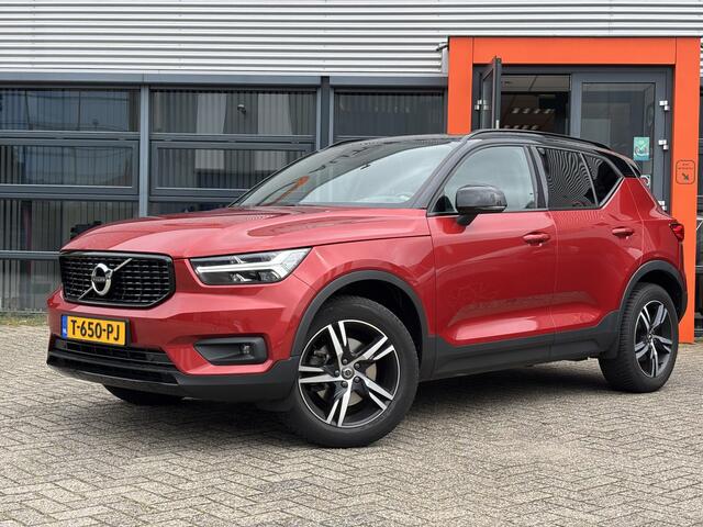 Volvo XC40 2.0 T4 R-Design / Navi / Camera / Schuifkanteldak / Harman Kardon Audio /