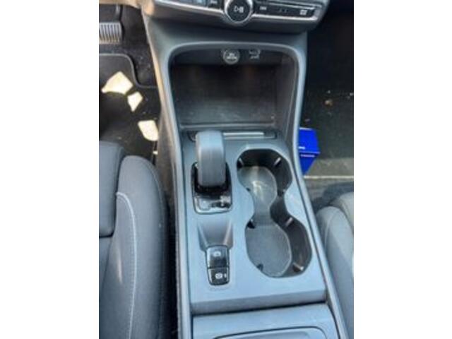 Volvo XC40 1.5 T3 Momentum Pro, Panoramadak, Memory Stoelen, Elec Achterklep,