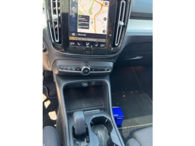 Volvo XC40 1.5 T3 Momentum Pro, Panoramadak, Memory Stoelen, Elec Achterklep,