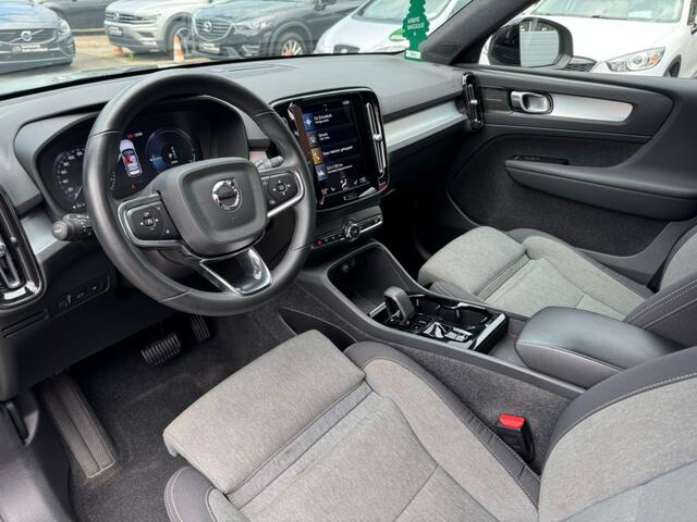 Volvo XC40 1.5 T4 Recharge Plus Dark R Design camera cruise harman/kardon