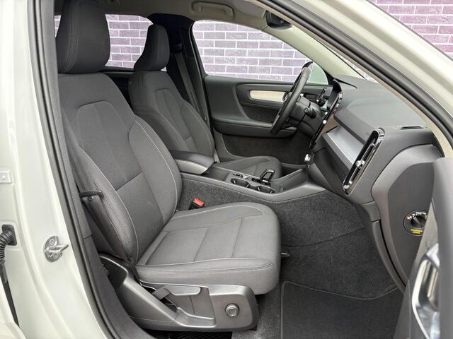 Volvo XC40 1.5 T4 Recharge Inscription Expression | LED | Trekhaak | Adaptieve cruise controle | Harman/Kardon | Camera | Lendesteun | Keyless | getint glas | stoel en stuur verwarming |