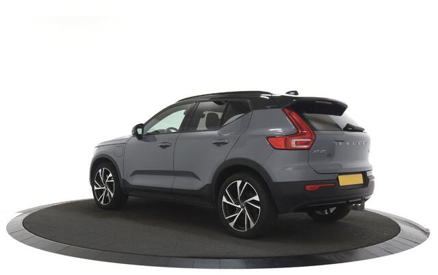 Volvo XC40 1.5 T4 Recharge R-Design Stoelverwarming / Trekhaak / Navigatie