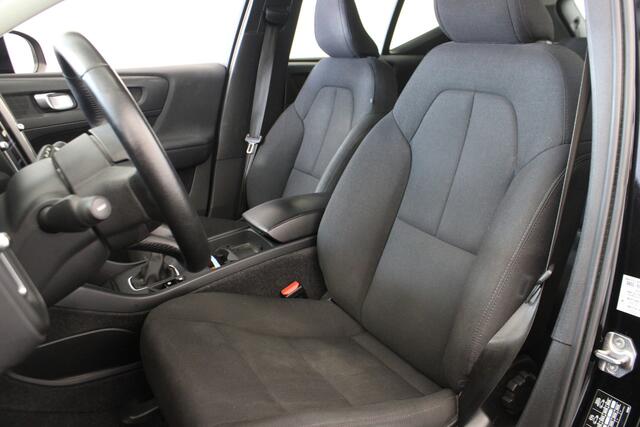Volvo XC40 1.5 T2 Momentum Core