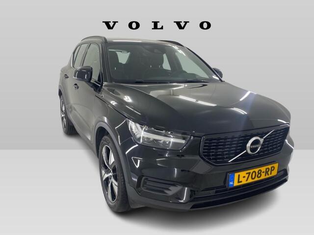 Volvo XC40 1.5 T4 Recharge R-Design | Adaptieve Cruise Control | Navigatie | Achteruitrijcamera | Parkeersensoren voor en achter | Verwarmde voorstoelen | Climate Control | Apple Carpl./Android Auto
