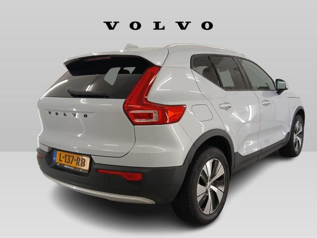 Volvo XC40 1.5 T2 Business Pro | Stoel en Stuurverwarming | Adaptieve Cruise Control | Dode Hoek Detectie | Parkeercamera | PDC V+A |
