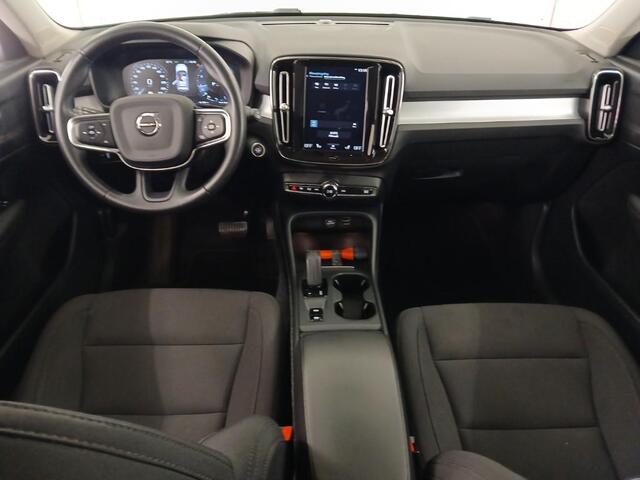 Volvo XC40 1.5 T2 Business Pro | Stoel en Stuurverwarming | Adaptieve Cruise Control | Dode Hoek Detectie | Parkeercamera | PDC V+A |