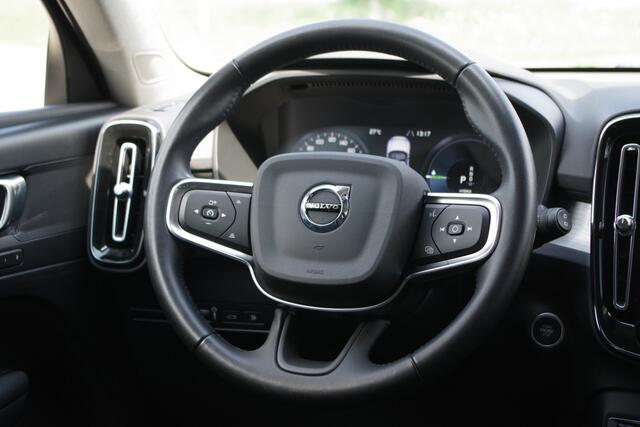 Volvo XC40 1.5 T5 263 PK PHEV Recharge Inscription Expression, 360 Camera, Memory, 19" LM, Blind Spot, Carplay