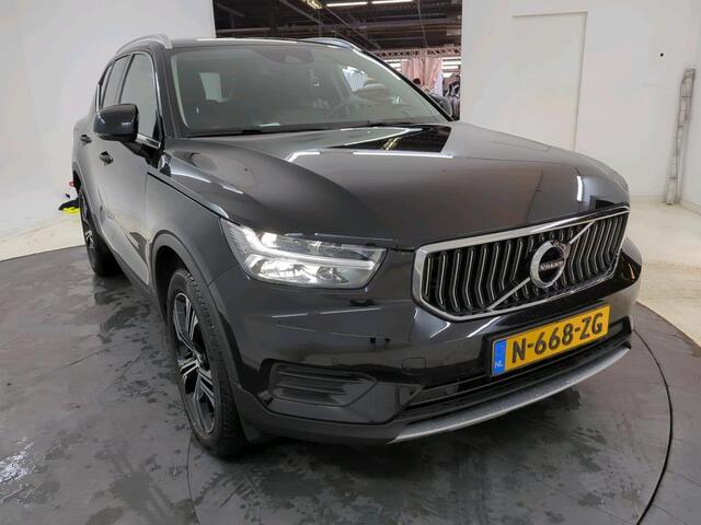 Volvo XC40 1.5 T4 Recharge Inscription | Trekhaak | Leder | Adaptieve Cruise Control | Stoel en Stuurverwarming | Donker Glas | Draadloze Telefoonlader |