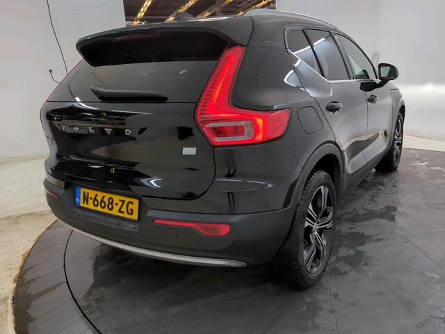Volvo XC40 1.5 T4 Recharge Inscription | Trekhaak | Leder | Adaptieve Cruise Control | Stoel en Stuurverwarming | Donker Glas | Draadloze Telefoonlader |