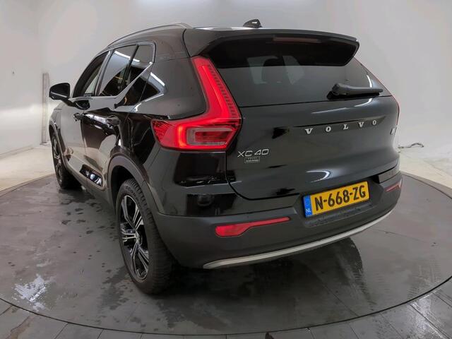 Volvo XC40 1.5 T4 Recharge Inscription | Trekhaak | Leder | Adaptieve Cruise Control | Stoel en Stuurverwarming | Donker Glas | Draadloze Telefoonlader |