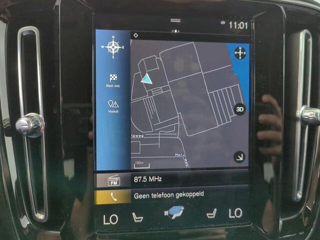 Volvo XC40 1.5 T4 Recharge Inscription | Trekhaak | Leder | Adaptieve Cruise Control | Stoel en Stuurverwarming | Donker Glas | Draadloze Telefoonlader |
