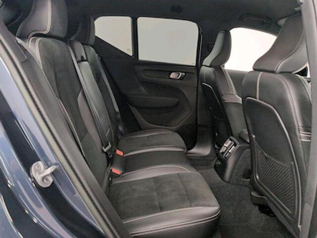 Volvo XC40 1.5 T4 Recharge R-Design Aut. | Stoel + stuur verwarming | Camera | LED | Keyless Entry/Drive | Elektrische achterklep | DAB | Standkachel |