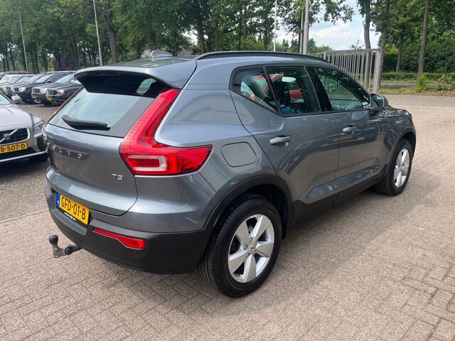 Volvo XC40 T3 Momentum