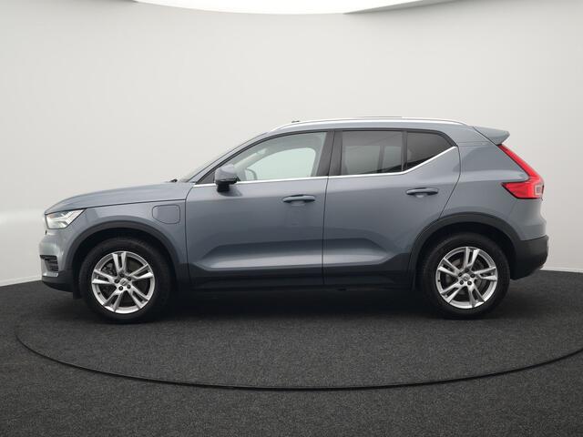 Volvo XC40 T4 Recharge Inscription Plug In Hybrid 211pk Dealer O.H PHEV | Trekhaak Af Fabriek | Panodak | Adaptive Cruise | Camera | Lederen Sportstoelen Memory & Verwarmd | Harman Kardon | Pilot Assist | Apple Carplay | Virtual | DAB |