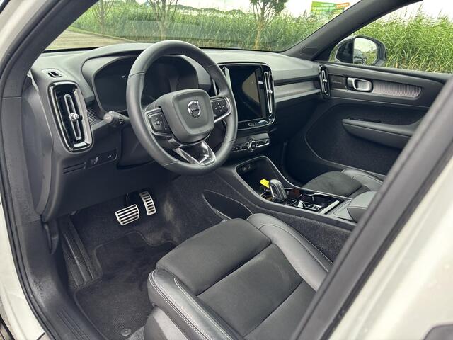 Volvo XC40 1.5 T2 R-Design |Panodak|Leer/Alcantara|360 Camera|Automaat