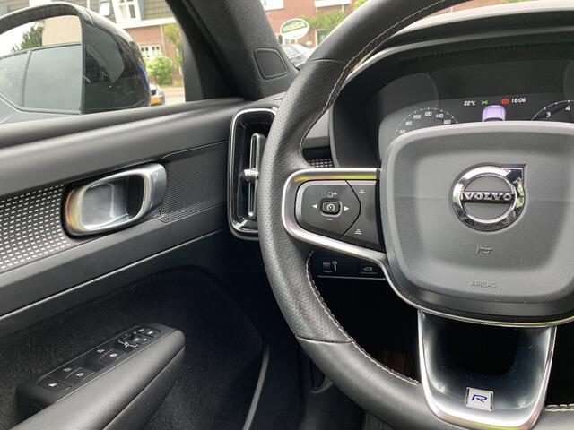 Volvo XC40 2.0 T4 R-Design 190pk Aut. Camera | Trekhaak | Intellisafe