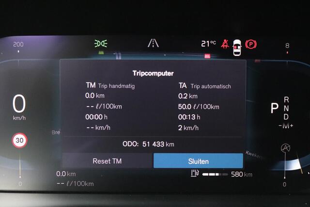 Volvo XC40 2.0 B4 Ultimate Bright | Trekhaak/2000kg trekgewicht | Harman Kardon | Panoramadak |