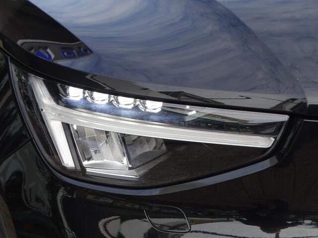 Volvo XC40 1.5 T5 Plug-in hybrid Ultimate Bright Panoramadak 1e Eig.