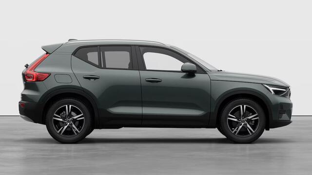 Volvo XC40 2.0 B3 Business Edition | Verwacht Sept. 2025 | Stoel/Stuurwielverwarming | Adaptieve Cruise Control met Pilot Assist | Dodehoekwaarschuwing | Harman Kardon Premium Audio | Extra Getint Glas |