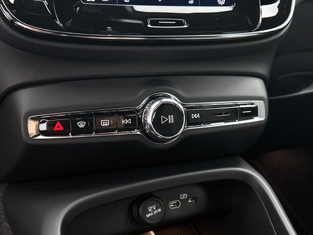 Volvo XC40 2.0 B4 Plus Dark | Trekhaak | Elektrische stoelverstelling | Har
