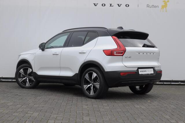 Volvo XC40 T4 211PK Automaat Recharge R-Design / Cruise control / leder met alcantara / elektrische achterklep / keyless entry / Apple carplay / Parkeersensoren met camera / getinte ramen /