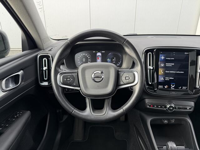 Volvo XC40 1.5 T5 Twin Engine Momentum Pro | Adaptive | Pano | Trekhaak | BLIS