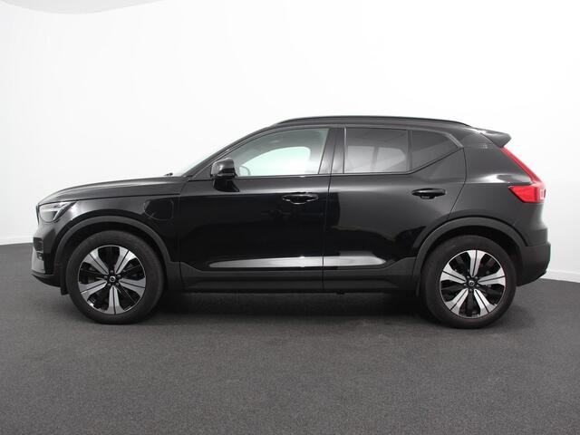 Volvo XC40 1.5 T5 Plug-in hybrid Ultimate Dark Volvo XC40 1.5 T5 Recharge Ultimate Dark MY 2023 PHEV | Electrisch Glazen Panorama dak | Navigatie | Dab | Led | Adaptive Cruise Control | Camera | Parkeer sensoren