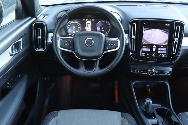 Volvo XC40 1.5 T5 Recharge R-Design Expression - NL- Auto!! Camera I Adap Cruise I Stoelverw