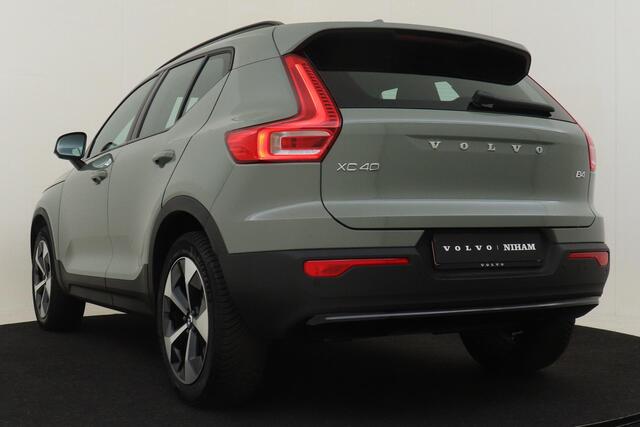 Volvo XC40 B4 (M-HYBRID) PLUS DARK -CAMERA|ADAP.CRUISE|VERW.VOORRUIT|TREKHAAK|HARMAN/KARDON|19"