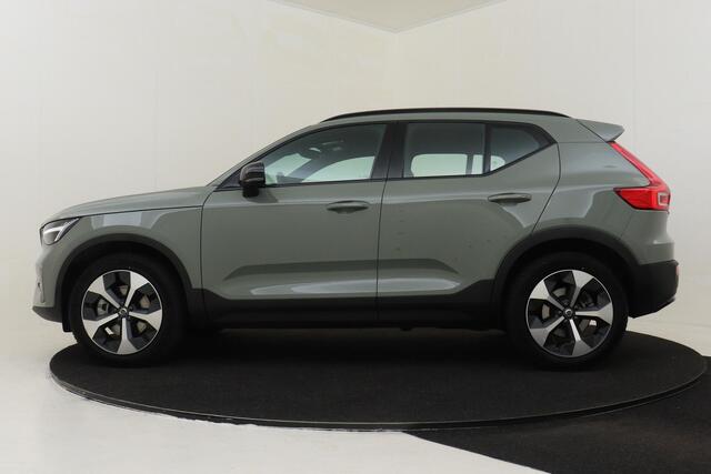 Volvo XC40 B4 (M-HYBRID) PLUS DARK -CAMERA|ADAP.CRUISE|VERW.VOORRUIT|TREKHAAK|HARMAN/KARDON|19"