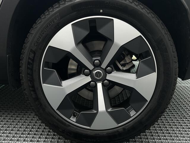 Volvo XC40 2.0 B4 Plus Dark Automaat, Premium sound Harman-Kardon, Blis, Adaptive cruise Control, Verwarmde stoelen + Stuur, Parkeer camera, Trekhaak semi Elektrisch.
